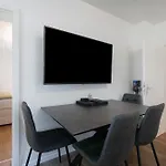 Apartment In Eg